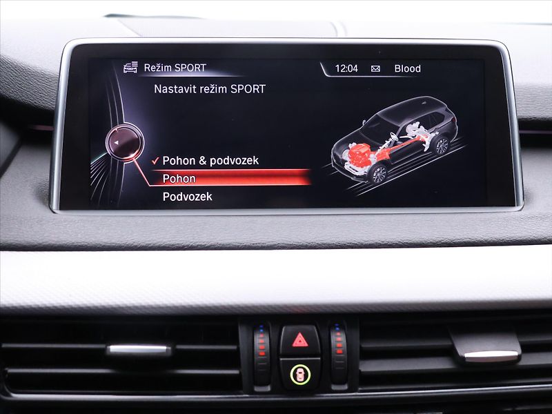 BMW X5 3,0 40d 230kW xD CZ M Paket DP - fotka 30 z 42