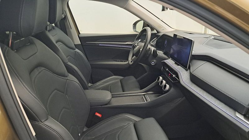 Škoda Kodiaq (2024) Exclusive Selection 2,0 TDI 14 - fotka 14 z 23