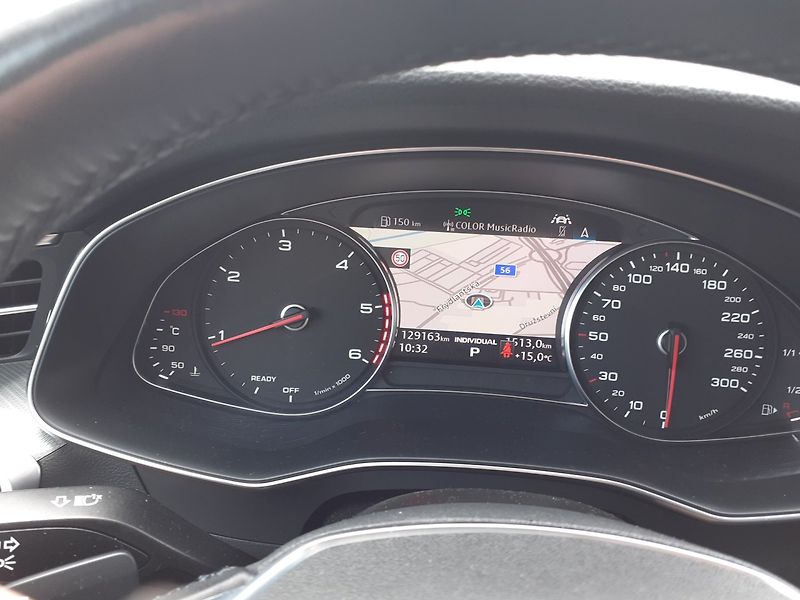 Audi A6 (2021) Avant 2.0 TDi Quattro - fotka 12 z 43