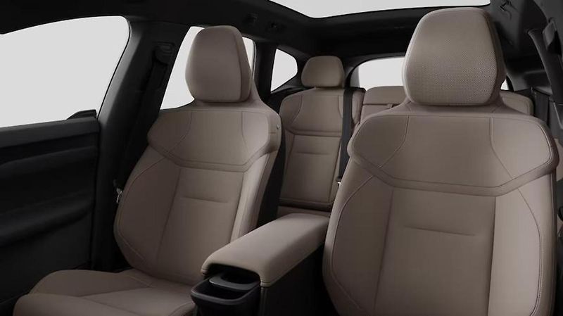Volvo EX60 (2026) AWD P12 PURE ELECTRIC PLUS AUT - fotka 3 z 13
