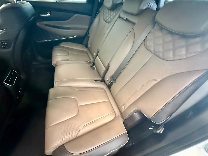Hyundai Santa Fe 2,2 CRDI STYLE 4X4 1.MAJITEL - fotka 8 z 18