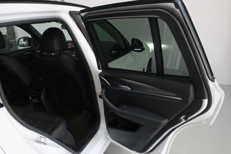 BMW X3 (2022) M Sport xDrive 20d, Nez. top. - fotka 37 z 48