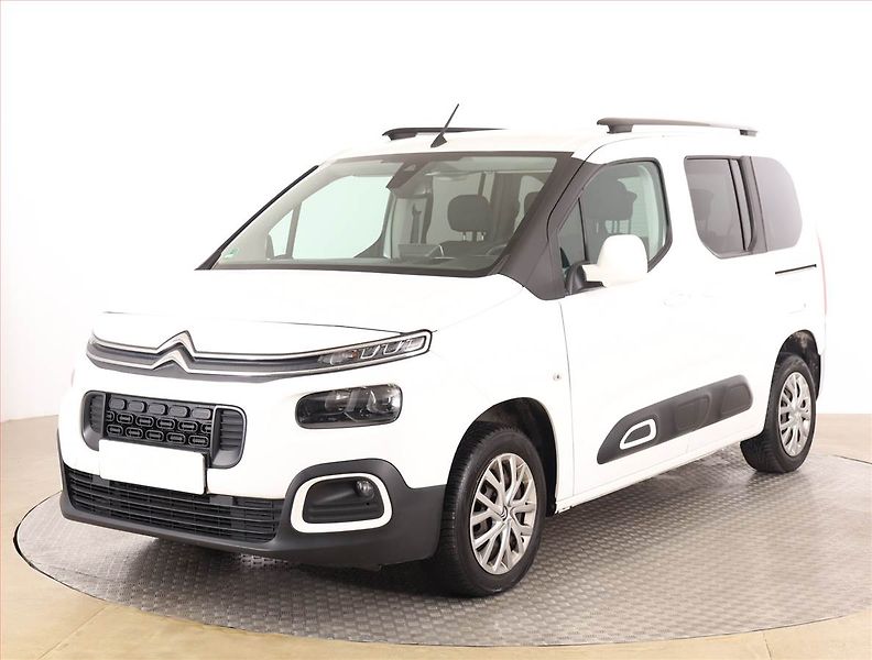 Citroën Berlingo (2020) Feel 1.5 BlueHDi, 5Míst, SR - fotka 2 z 17