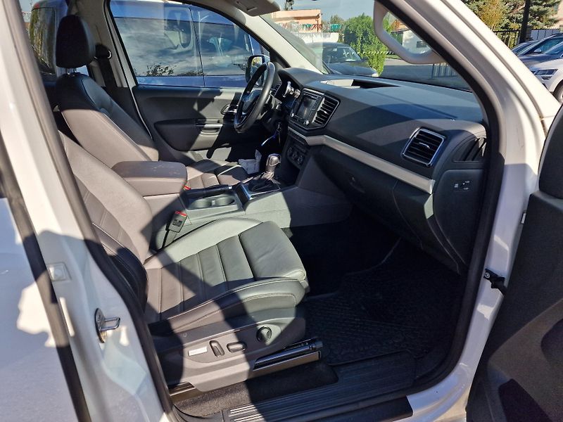 Volkswagen Amarok 3,0TDI 190KW HIGHLINE UZÁVĚRKA - fotka 9 z 14