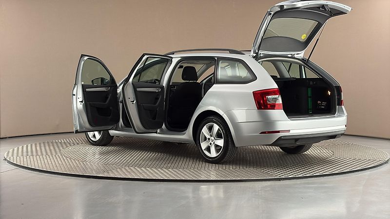Škoda Octavia 1.5 TSI G-Tec DSG Ambition Com - fotka 7 z 23