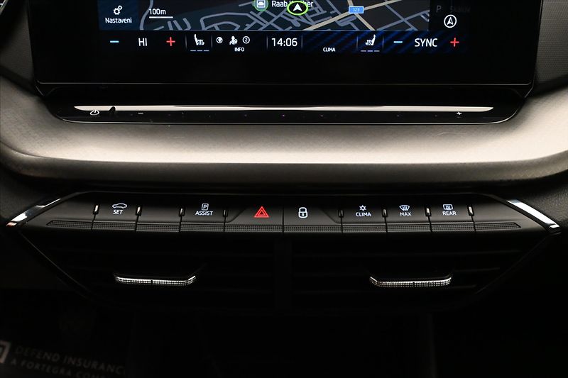 Škoda Octavia 2,0 TDI 110 kW TAŽNÉ Style Zár - fotka 21 z 30