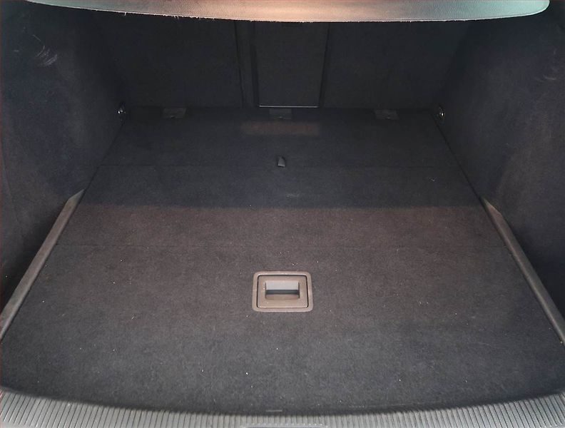 Volkswagen Golf (2012) 1.4 TSI, Navi, Park. senzory - fotka 14 z 15