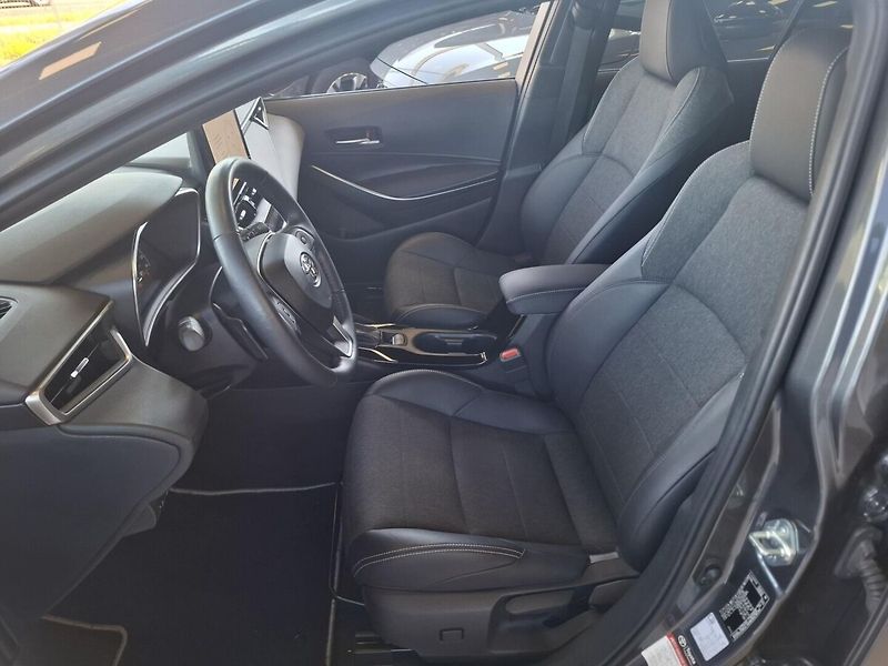 Toyota Corolla 2.0HEV 112KW Style 2024 - fotka 7 z 13