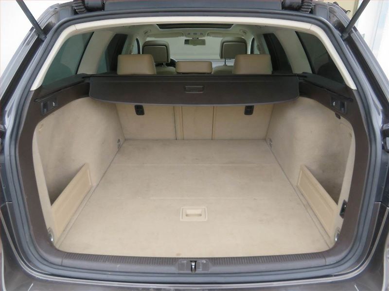 Volkswagen Passat (2013) 2.0 TDI, Navi, Tempomat - fotka 14 z 16