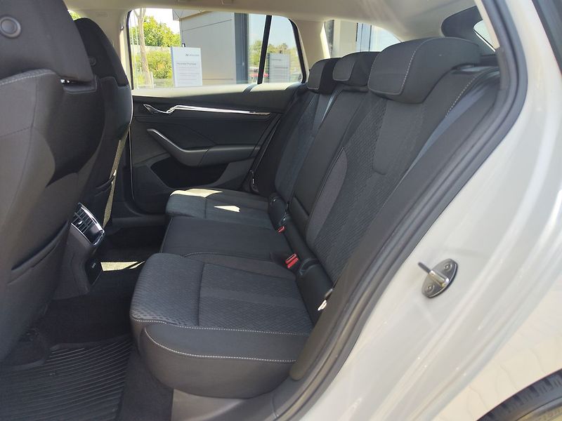 Škoda Octavia 2.0 TDI/85kW Style DSG - fotka 13 z 34