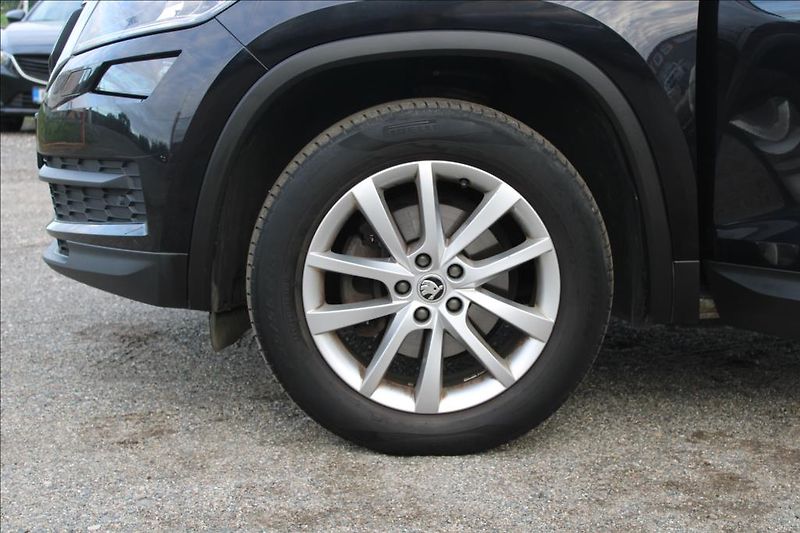 Škoda Kodiaq 2,0 TDi  WEBASTO, DSG, 4 x 4 - fotka 32 z 37