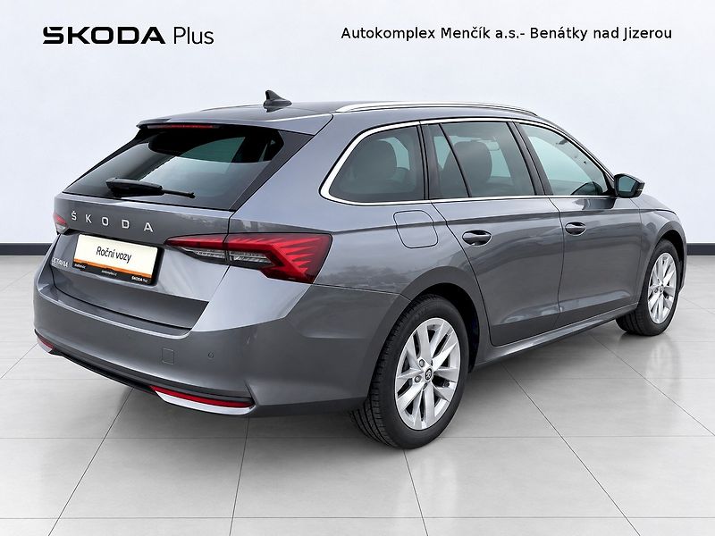 Škoda Octavia (2025) OCT.COMBI TOP SELECTION 1,5 TS - fotka 2 z 46