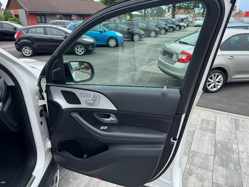 Mercedes-Benz GLE (2019) 350D AMG Line 4Matic - fotka 25 z 30