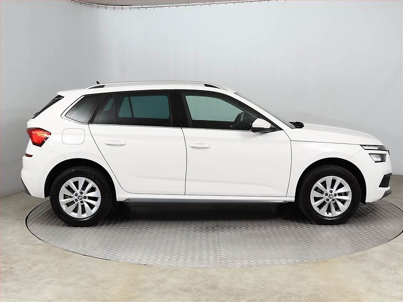 Škoda Kamiq (2023) Style 1.5 TSI - fotka 6 z 20