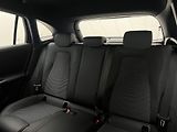 Mercedes-Benz GLA 200 Kamera LED DAB - náhled 17