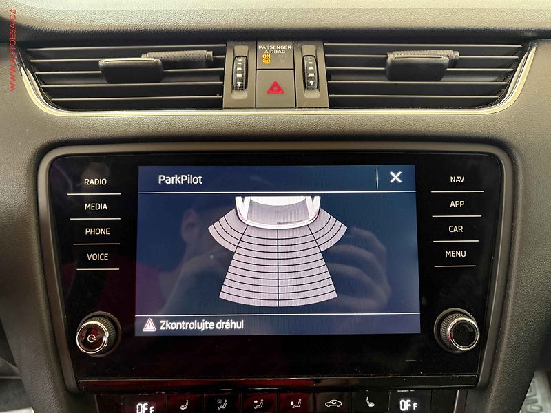 Škoda Octavia (2019) 2.0TDI, DSG - fotka 14 z 16