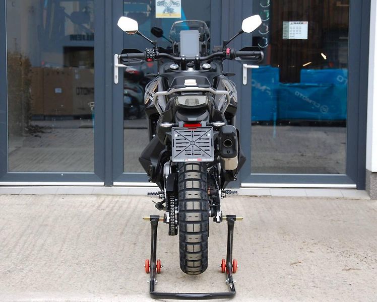 CFMOTO 800 MT (2026) 800MT-X Black - fotka 8 z 20