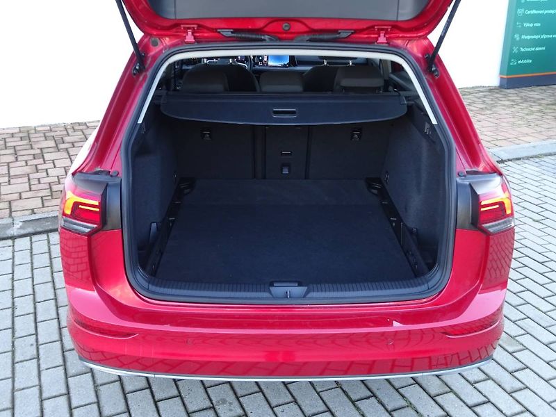 Volkswagen Golf Variant (2023) 1,5TSi/110kW Style - fotka 15 z 30