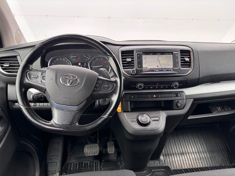 Toyota ProAce Verso 2.0 D-4D L0 Shuttle AT - fotka 5 z 22