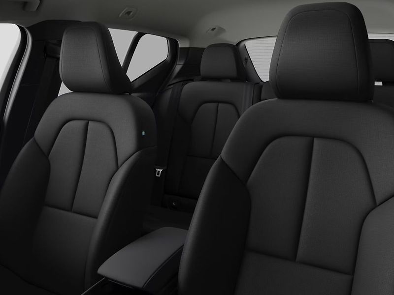 Volvo XC40 ESSENTIAL B3 FWD 120kW - fotka 11 z 13