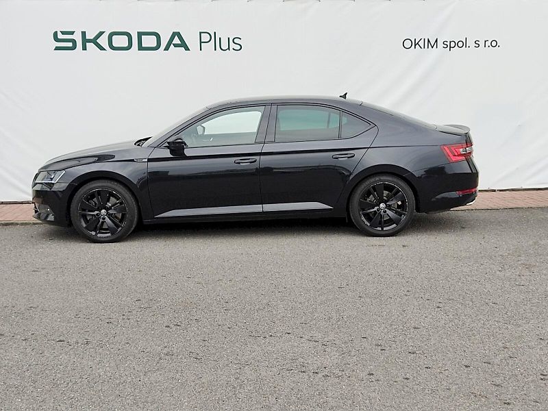Škoda Superb (2018) SportLine 2,0 tsi 200 Kw DSG 4 - fotka 3 z 32