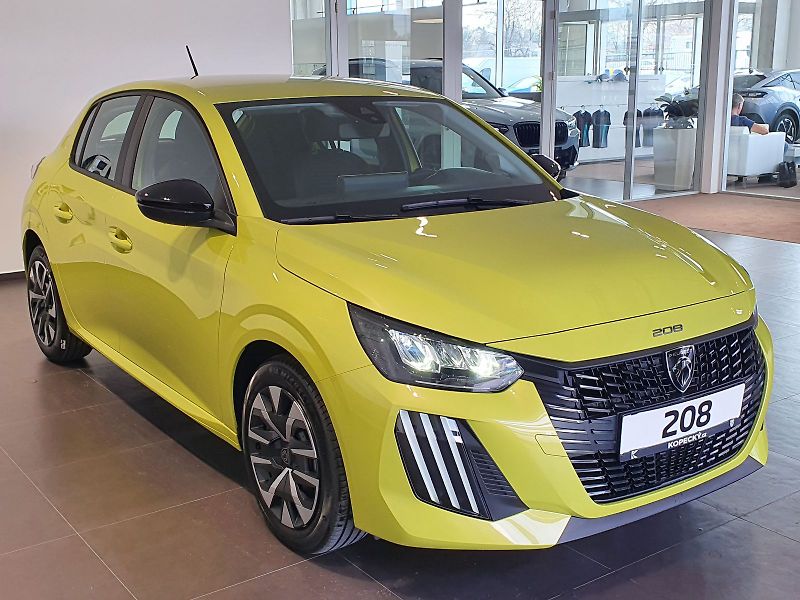 Peugeot 208 (2026) STYLE 1.2 TURBO 100k MAN6 - fotka 8 z 16