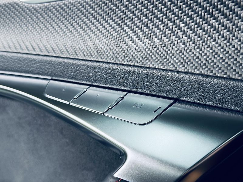 Audi RS 7 (2022) CARBON*VALCONA*NEZ.TOP*ZÁRUKA - fotka 15 z 43