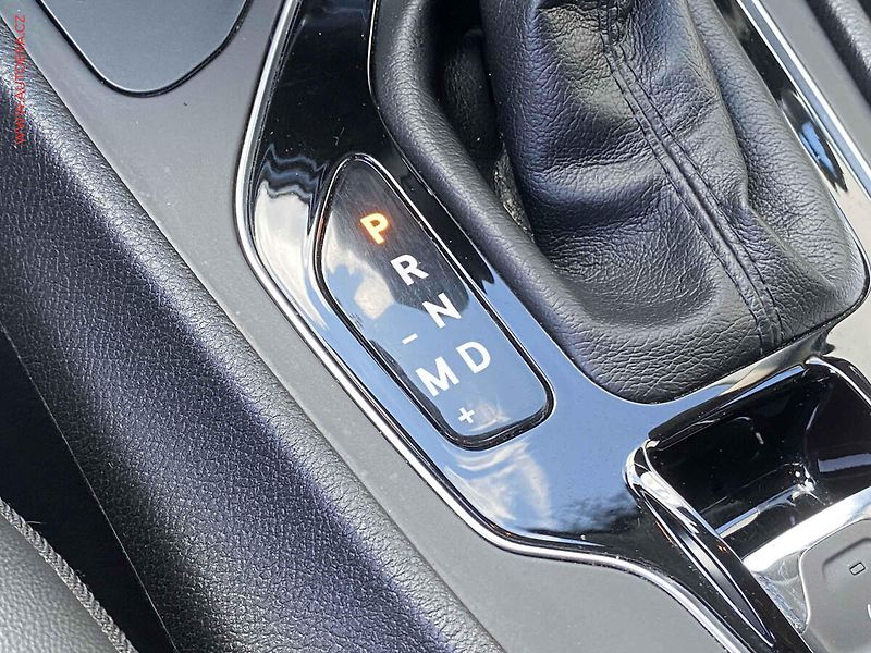 Jeep Cherokee (2019) 2.2 CRD 4x4, 2.maj,ČR - fotka 15 z 20