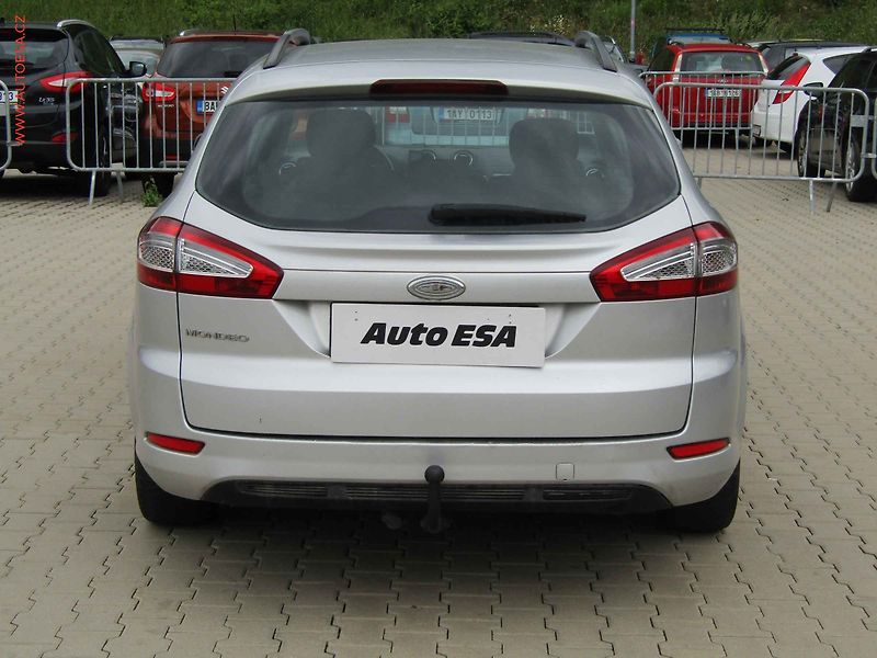 Ford Mondeo (2012) 2.0 TDCi, AC, TZ - fotka 5 z 20