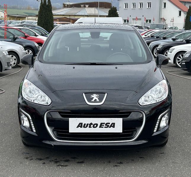 Peugeot 308 (2013) 1.6VTI, 1.maj,ČR, servis - fotka 2 z 15