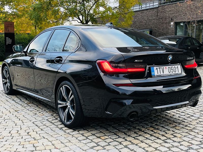 BMW Řada 3 320d XDRIVE M-PAKET VÝHŘEV - fotka 19 z 59