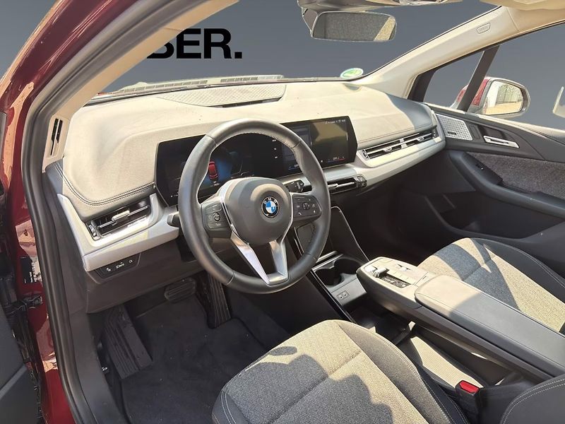 BMW Řada 2 220 Active Tourer H/K Kamera - fotka 11 z 19