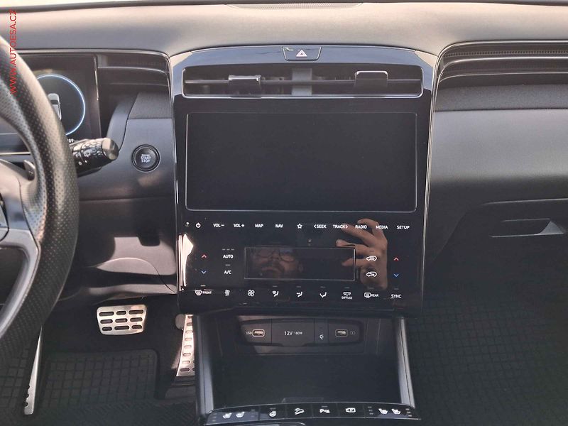 Hyundai Tucson (2022) 1.6 T-GDi 4X4, 1.maj,ČR, N - fotka 12 z 19