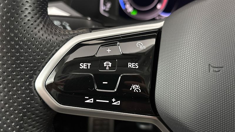 Volkswagen Arteon 2.0 TDI DSG Elegance - fotka 14 z 27