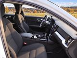 Volvo V60 2,0 B5 AWD Momentum Pro AT DPH - náhled 12