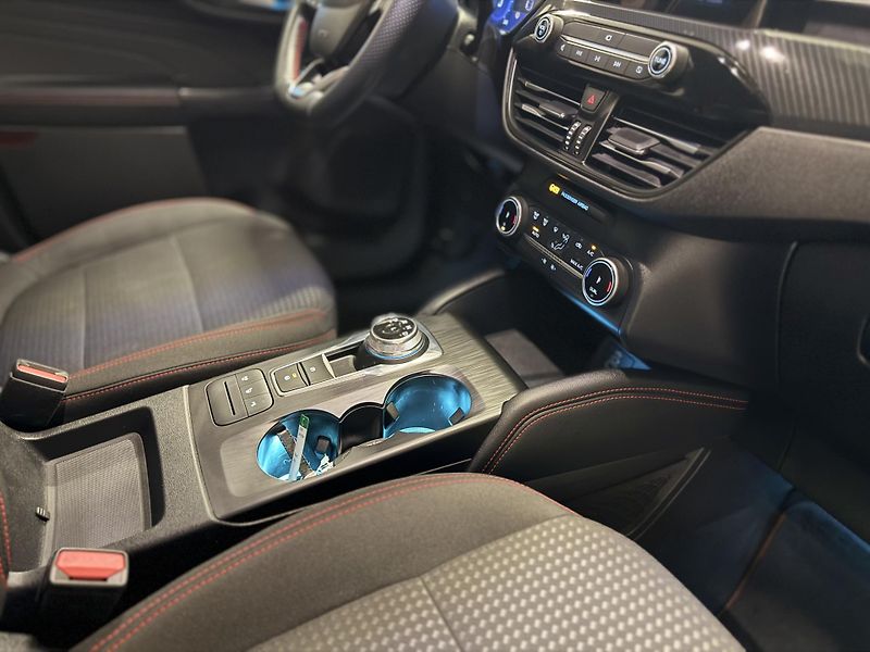 Ford Kuga (2023) 2.5,HYBRID,ST-LINE,E85!! - fotka 18 z 35