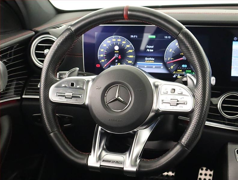 Mercedes-Benz Třídy E (2018) E 53 AMG 4MATIC+ - fotka 17 z 27