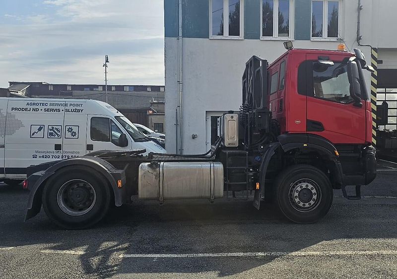 Iveco T-WAY (2023) AD400T45WT/P 4x4, traktor - fotka 3 z 6