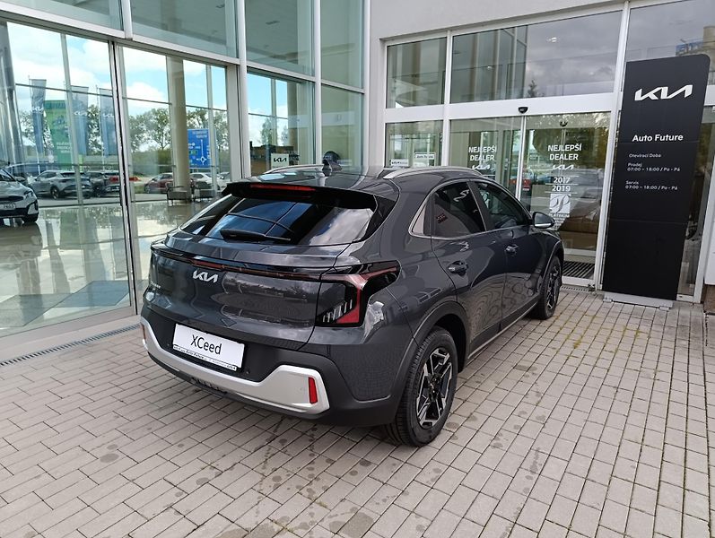 Kia XCeed (2026) 1,6 T-GDI 7DCT EXCLUSIVE - fotka 3 z 6