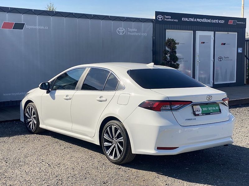 Toyota Corolla 1.5i, ČR, Style Tech, DPH - fotka 5 z 17