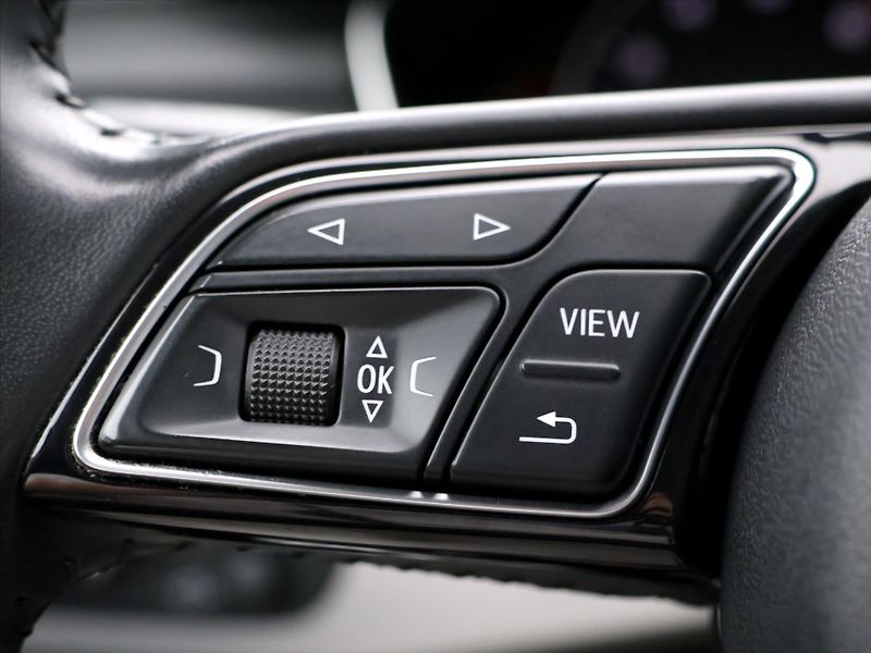 Audi A4 Allroad 2,0 TFSI 185kW Quattro S-troni - fotka 25 z 43
