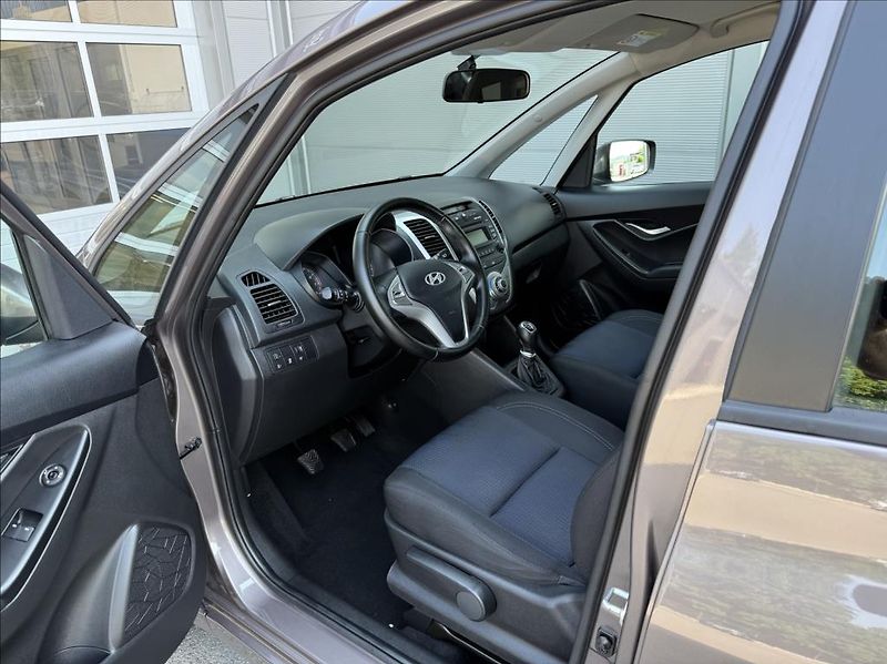 Hyundai ix20 1,4 i  Trikolor Essential - fotka 8 z 28