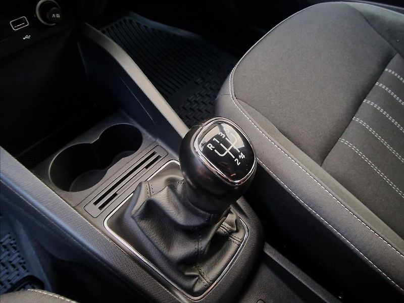Škoda Fabia 1.0 TSI Style Combi,ČR,1.Maj. - fotka 33 z 48