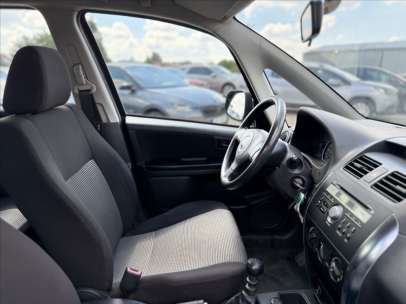 Fiat Sedici 1,9 JTD 4X4 TAŽNÉ,NOVÉ V ČR - fotka 23 z 24