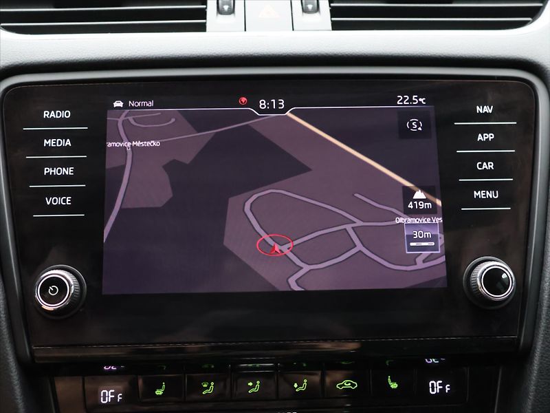 Škoda Octavia 2,0 TSI DSG RS230 CZ Challenge - fotka 23 z 34