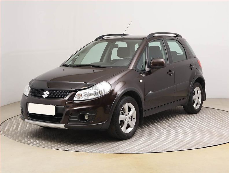 Suzuki SX4 (2014) 1.6 VVT, ČR,1.maj - fotka 2 z 18