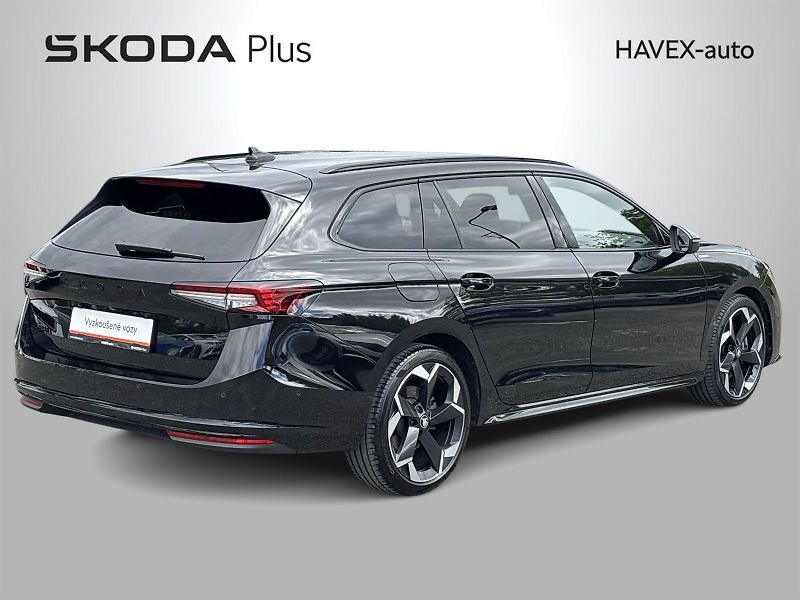 Škoda Superb (2025) Combi 2.0 TSI DSG Sportline - fotka 2 z 33