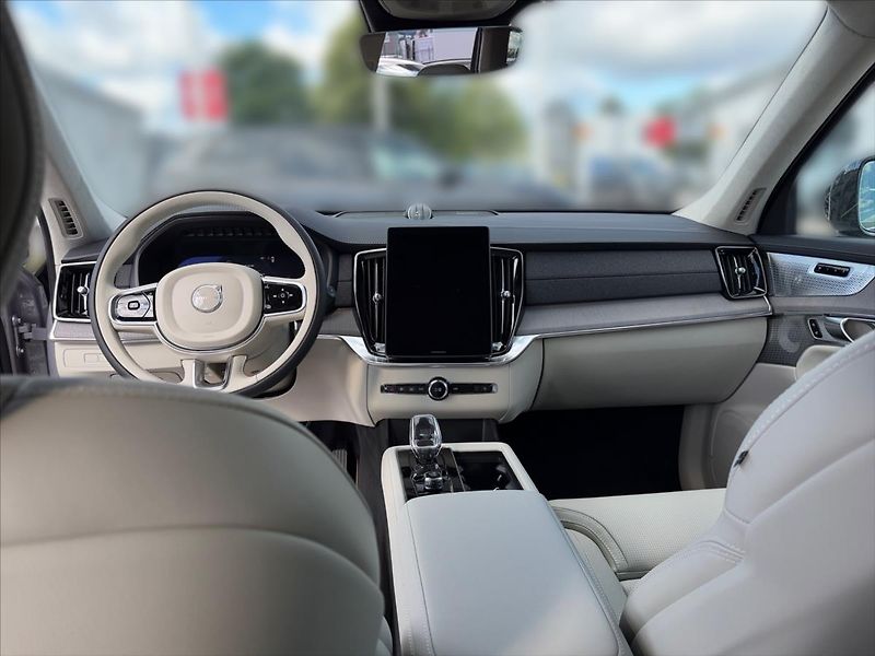 Volvo XC90 (2026) 2,0 T8 Ultra Dark  1824 - fotka 10 z 13