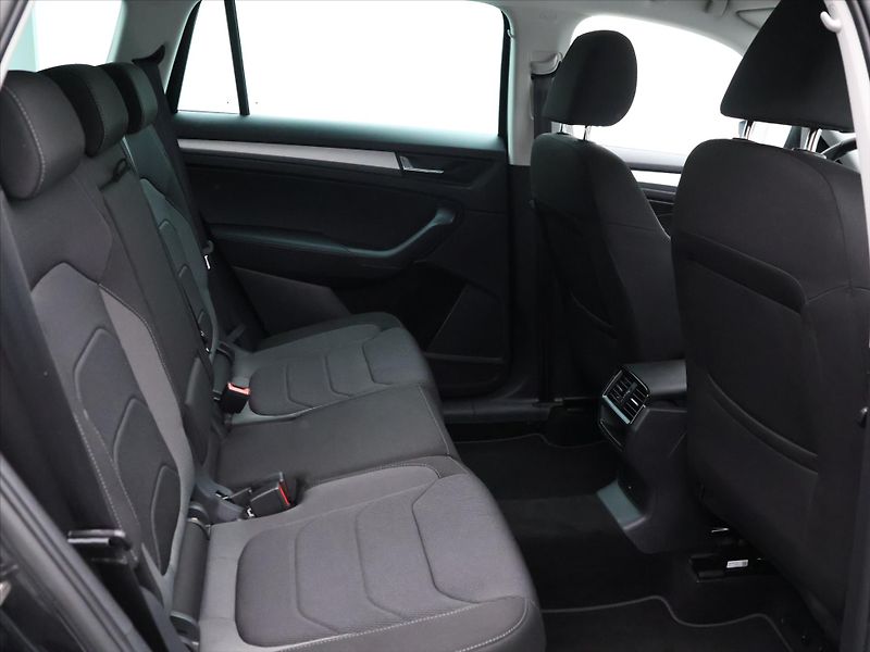 Škoda Kodiaq 2,0 TDI DSG 4x4 Virtual DPH - fotka 14 z 33