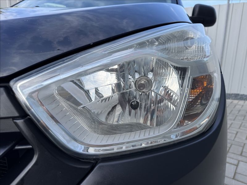 Dacia Dokker 1,6 i 60kW CNG klima původ ČR - fotka 9 z 50